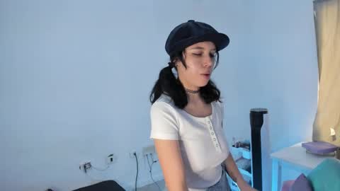 Wanda online show from February 25, 5:30 pm