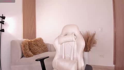 Wanda online show from February 12, 2:10 pm