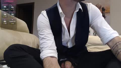 wapos__25 online show from December 4, 7:50 pm