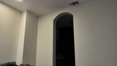 Daddy online show from February 3, 6:01 pm