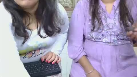 khushiwife kabirhubby kavyasexy gf online show from October 8, 4:02 pm