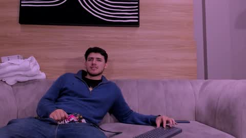 Jhonny Dick  his neighbors. online show from February 26, 12:25 am