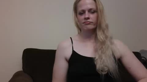 HayleyJay online show from April 17, 5:32 am