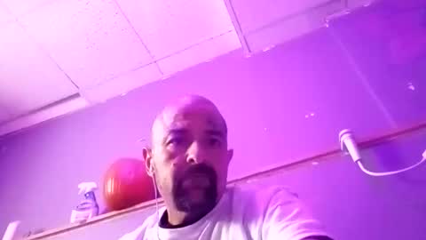 Champ9in online show from November 12, 5:37 pm