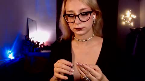 Liza online show from October 8, 11:43 pm