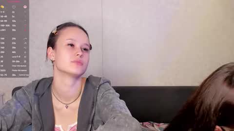 Nora online show from September 30, 7:02 pm