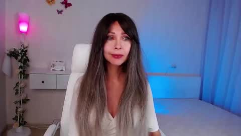 Wendi Foster online show from October 9, 5:18 pm