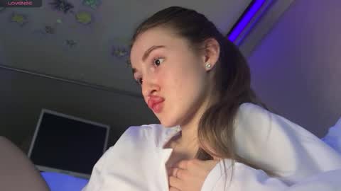 Sophie online show from October 9, 2:55 pm