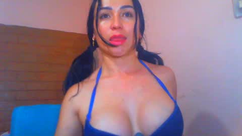 TaTis online show from December 27, 8:28 pm