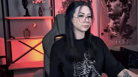 little girl who is always rightLisa online show from January 7, 1:21 am