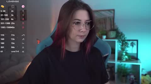 little girl who is always rightLisa online show from February 12, 2:45 am