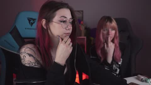 little girl who is always rightLisa online show from February 6, 2:22 am