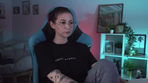 little girl who is always rightLisa online show from February 13, 8:48 am