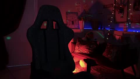 little girl who is always rightLisa online show from July 21, 1:29 am