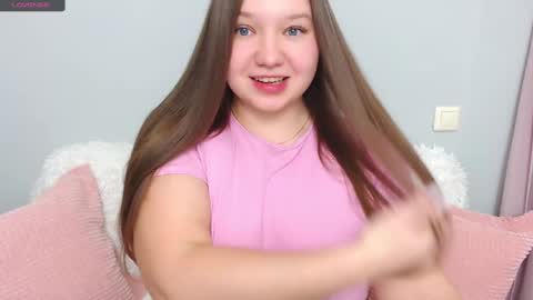 molly online show from March 7, 9:17 pm