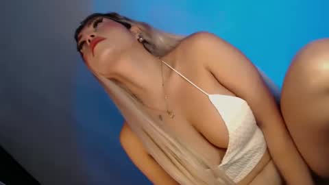 Misty online show from February 25, 2:37 pm