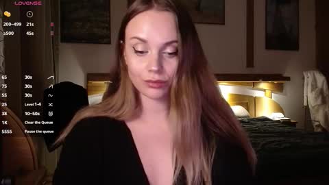 Lana online show from November 14, 8:33 pm