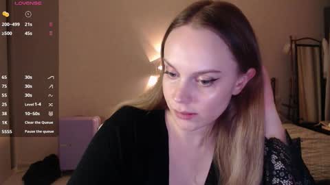 Snapshot of wet_lana chatting on September 9, 5:24 pm Lana online show from September 9, 5:24 pm