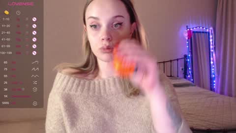 Snapshot of wet_lana chatting on January 29, 7:43 pm Lana online show from January 29, 7:43 pm