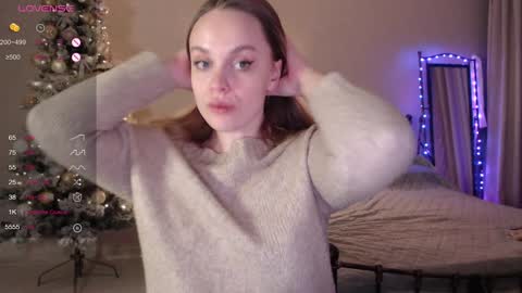 Snapshot of wet_lana chatting on December 14, 7:03 pm Lana online show from December 14, 7:03 pm