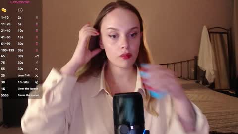 Snapshot of wet_lana chatting on September 15, 6:53 pm Lana online show from September 15, 6:53 pm