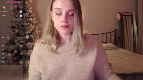 Snapshot of wet_lana chatting on January 10, 7:43 pm Lana online show from January 10, 7:43 pm
