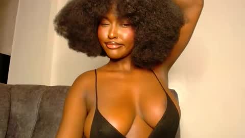 Macey online show from January 11, 11:02 pm