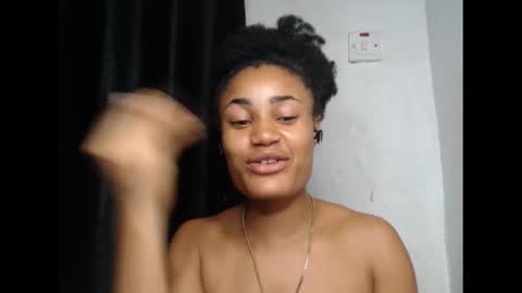 wetdrippussy7 online show from October 27, 12:43 am