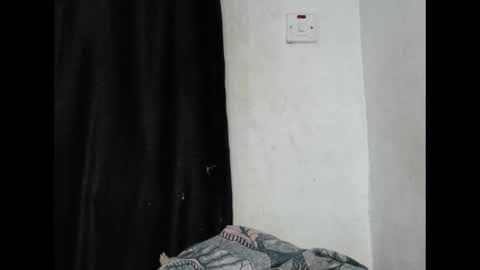 wetdrippussy7 online show from September 28, 8:07 pm