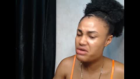 wetdrippussy7 online show from October 26, 12:33 am