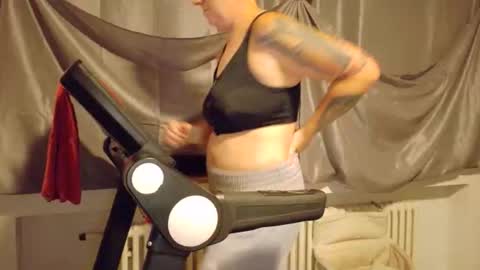 Wetgerman online show from October 14, 9:07 pm