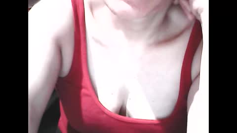 wethornypussy4u online show from October 17, 8:18 am
