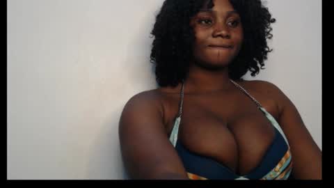 wetmypussy02 online show from October 28, 11:22 am