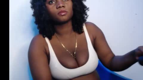 wetmypussy02 online show from September 22, 7:45 am