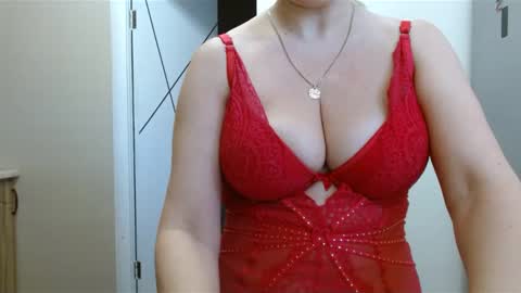 Snapshot of wetsexyladyy chatting on February 26, 8:06 am wetsexyladyy online show from February 26, 8:06 am