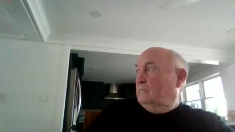 wfs2946 online show from December 24, 5:13 pm