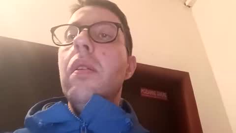 stoffy online show from November 16, 4:58 am