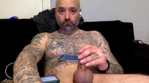 whiskerbiscuit_69 online show from March 7, 7:19 am