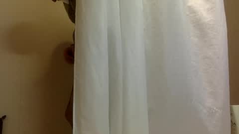 whiskerbiscuit_69 online show from January 22, 2:35 pm