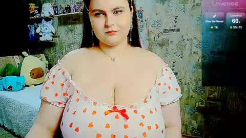 whisperinthedarkk online show from May 8, 11:32 pm