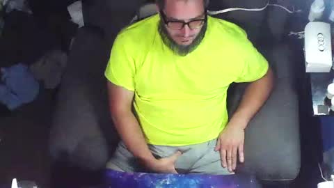 whitebear05 online show from September 11, 9:32 am