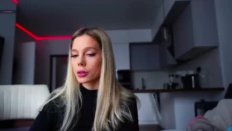 Kate  online show from February 21, 9:02 am