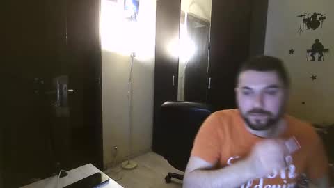 whiteboyjulius online show from January 20, 3:04 am