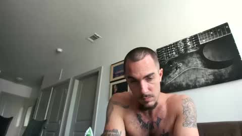 just  str8 stud nut  1000 online show from October 20, 5:07 pm