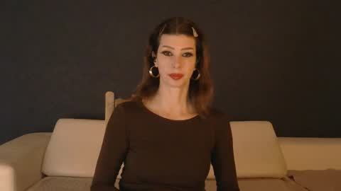 White Queen online show from October 16, 11:54 am