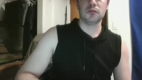 whiteyrm online show from February 8, 10:18 am