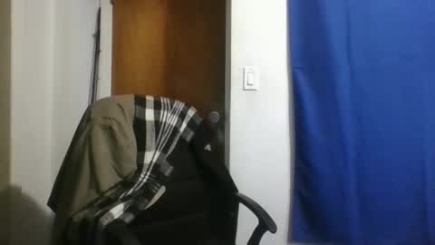 whiteyrm online show from February 22, 2:08 pm