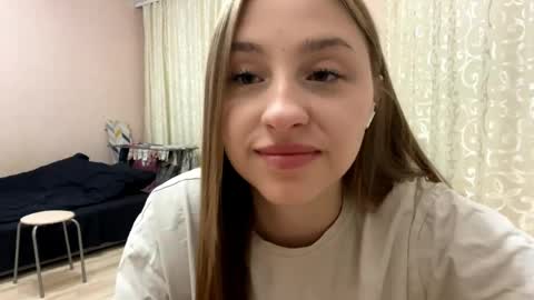 Vicky online show from April 22, 7:54 pm