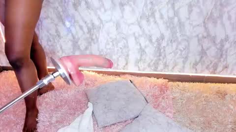 whitneyyfox online show from February 25, 1:41 am