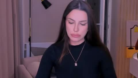 whoislulu online show from March 8, 5:43 pm